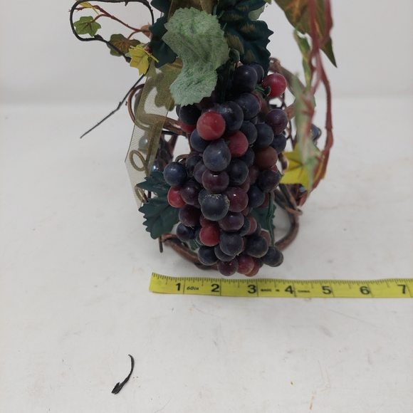 Grapes Vine Woven Metal Single Wine Bottle Holder Basket Decorative Wrought Iron - Picture 5 of 8